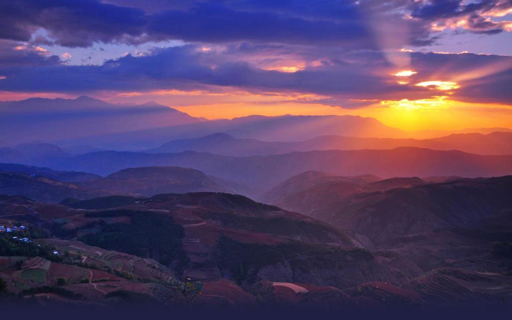 傍晚夕阳西下桌面壁纸